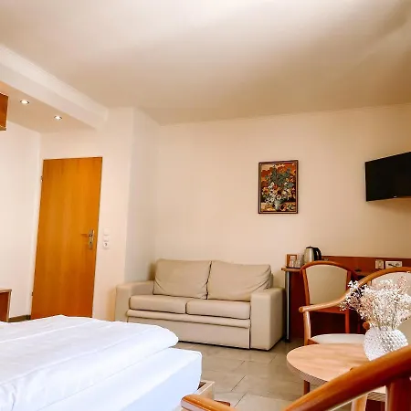 Hotel Falk 3*